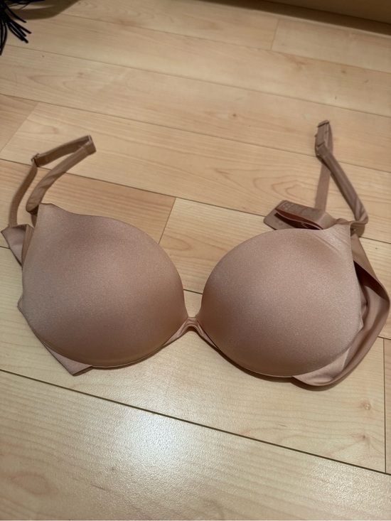 SKIMS Other - SKIMS Ultimate Push Up Bra - 32b